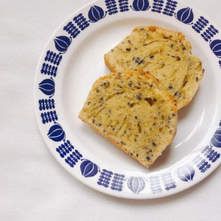 【エロスな食材帳 その30】〜たっぷり胡麻のパウンドケーキ〜﻿