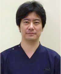 小林 良成院長